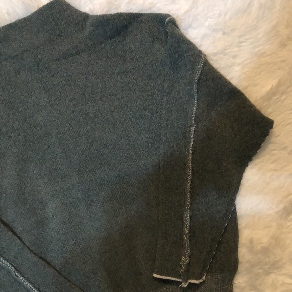 Sweater - Picture 2 of 3